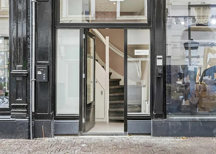 Limehome The Hague Nieuwstraat